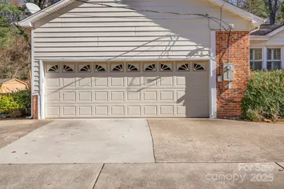 4423 Bob White Court, Charlotte, NC 28213 - Photo 18