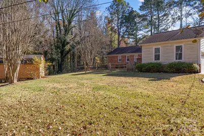 4423 Bob White Court, Charlotte, NC 28213 - Photo 16