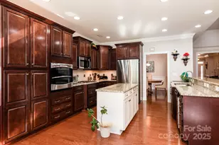 12612 Meetinghouse Dr, Cornelius, NC 28031 - Photo 10