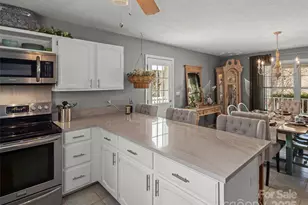 33 Ivy Cove Rd, Fairview, NC 28730 - Photo 14