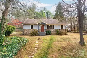 49 Pinedale Rd, Asheville, NC 28805 - Photo 1