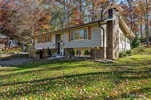 150 Timberlane Dr, Etowah, NC 28729 - Photo 2