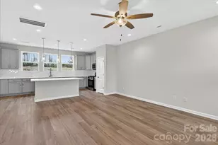 242 Ferebee Pl, Charlotte, NC 28213 - Photo 10