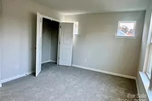 234 Ferebee Pl, Charlotte, NC 28213 - Photo 18