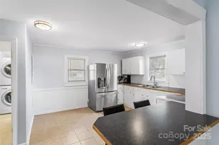 601 W 2nd St, Cherryville, NC 28021 - Photo 6