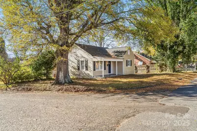601 W 2nd Street, Cherryville, NC 28021 - Photo 2