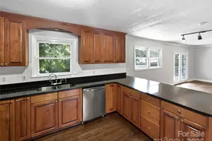 10120 Mt Holly Rd, Charlotte, NC 28214 - Photo 10