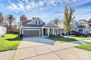 163 Hanks Bluff Dr, Mooresville, NC 28117 - Photo 2