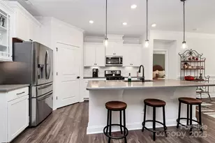 163 Hanks Bluff Dr, Mooresville, NC 28117 - Photo 12