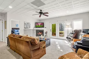 9 Fairway View Dr, Weaverville, NC 28787 - Photo 28