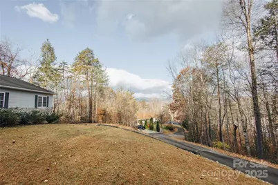 89 Bobcat Path, Marion, NC 28752 - Photo 6