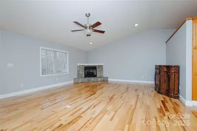 89 Bobcat Path, Marion, NC 28752 - Photo 16