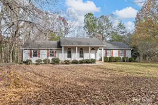 383 Woody Cir, Tryon, NC 28782 - Photo 1