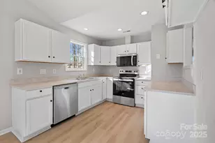 7100 Windsong Way, Wingate, NC 28174 - Photo 10