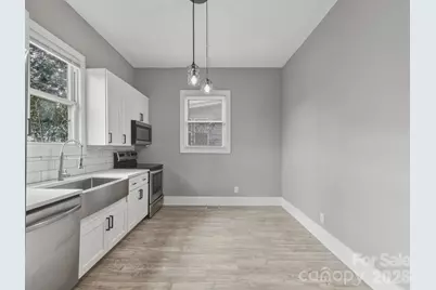 4313 Hovis Road, Charlotte, NC 28208 - Photo 6