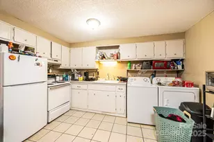 711 Meredith Ct SW, Lenoir, NC 28645 - Photo 16