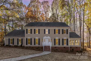 3335 Carnegie Ln, Matthews, NC 28105 - Photo 2
