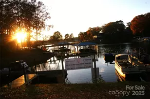 105 Sunset View Ln, Statesville, NC 28677 - Photo 4