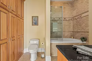 21 Battery Park Ave, Asheville, NC 28801 - Photo 28