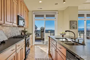 21 Battery Park Ave, Asheville, NC 28801 - Photo 18