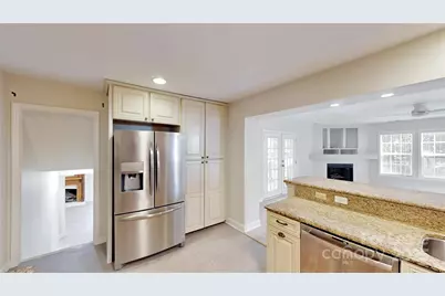 2844 Goneaway Road, Charlotte, NC 28210 - Photo 10