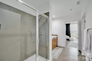 333 W Trade St, Charlotte, NC 28202 - Photo 14