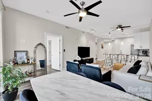 333 W Trade St, Charlotte, NC 28202 - Photo 8