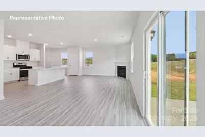 1067 20th Avenue Loop SE, Hickory, NC 28601 - Photo 10