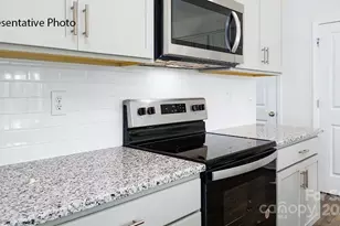 2054 10th St SE, Hickory, NC 28602 - Photo 6