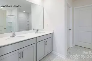 2054 10th St SE, Hickory, NC 28602 - Photo 14