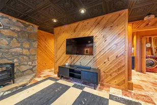 2338 El Miner Dr, Mars Hill, NC 28754 - Photo 20