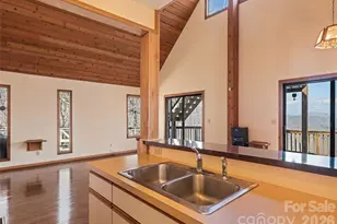 1350 Davis Mountain Rd, Hendersonville, NC 28739 - Photo 20
