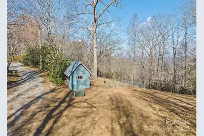 1350 Davis Mountain Road, Hendersonville, NC 28739 - Photo 46