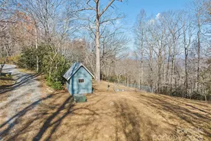 1350 Davis Mountain Rd, Hendersonville, NC 28739 - Photo 46