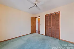 1350 Davis Mountain Rd, Hendersonville, NC 28739 - Photo 24