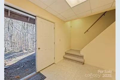 1350 Davis Mountain Road, Hendersonville, NC 28739 - Photo 36