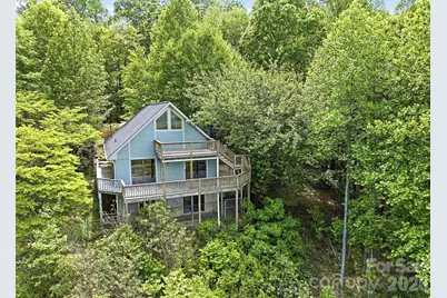 1350 Davis Mountain Road, Hendersonville, NC 28739 - Photo 2