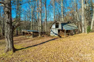 2196 Uphill Ln, Lenoir, NC 28645 - Photo 10
