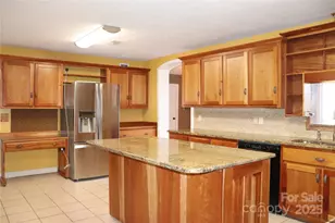 3041 Heffner Pl, Hudson, NC 28638 - Photo 14