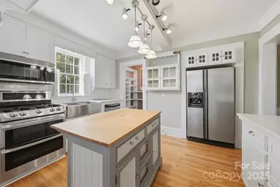 1010 College Avenue SW, Lenoir, NC 28645 - Photo 16