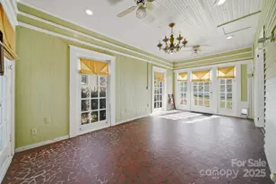 1010 College Ave SW, Lenoir, NC 28645 - Photo 14