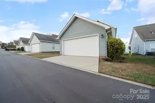 136 E Morehouse Ave, Mooresville, NC 28117 - Photo 34