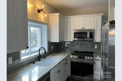 303-1 Hi Alta Avenue, Asheville, NC 28806 - Photo 6