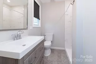 1226 Pinebrook Cir, Hendersonville, NC 28739 - Photo 12