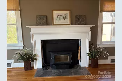 114 Broadway Avenue, Tryon, NC 28782 - Photo 12