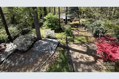 114 Broadway Avenue, Tryon, NC 28782 - Photo 4