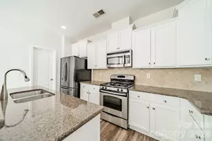 18426 W Catawba Ave, Cornelius, NC 28031 - Photo 8