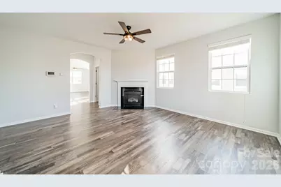 18426 W Catawba Avenue, Cornelius, NC 28031 - Photo 12