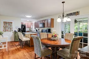 1059 Fairway Dr, Newton, NC 28658 - Photo 8