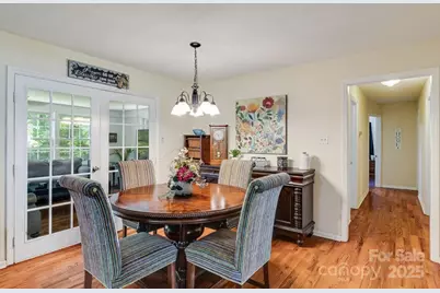 1059 Fairway Drive, Newton, NC 28658 - Photo 10